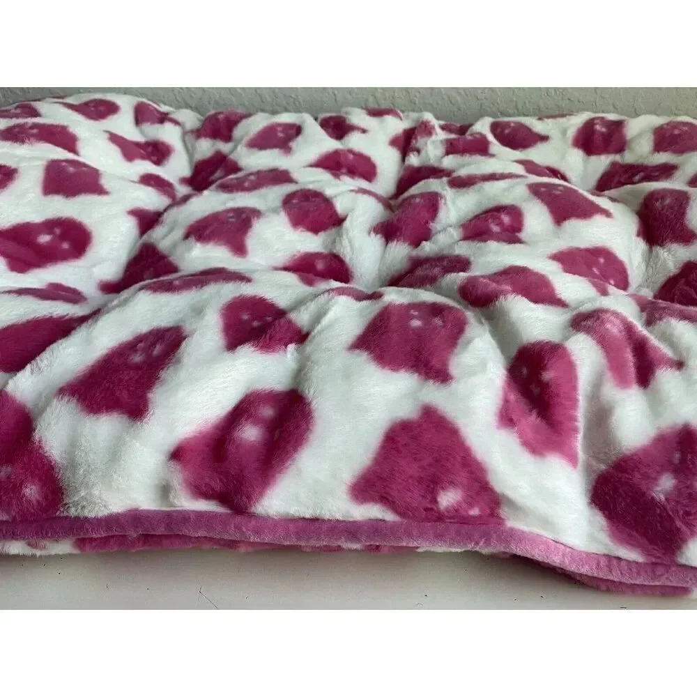 Storehouse Pink Ghosts Halloween Faux Fur Pillow Pet BED Super Soft 36 X 23” NEW